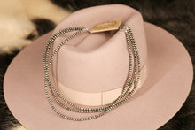Load image into Gallery viewer, Faux navajo pearls 3-strand choker
